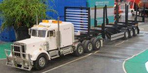 IMG_0243b.jpg IMG_0243b.jpg