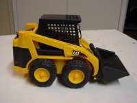 Cat Kompaktlader 01.JPG