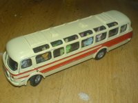 Bus12.jpg